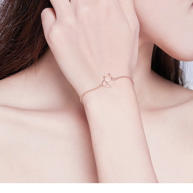 Customized) Clear Quartz + fortune cat bracelet (白水晶), Women's Fashion,  Jewelry & Organisers, Bracelets on Carousell