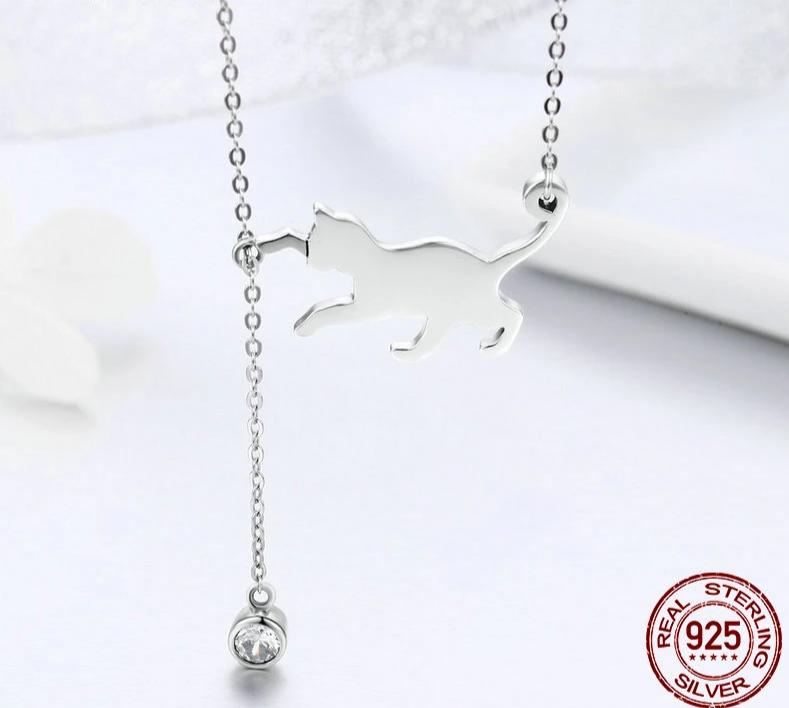 Cat Hanging Necklace
