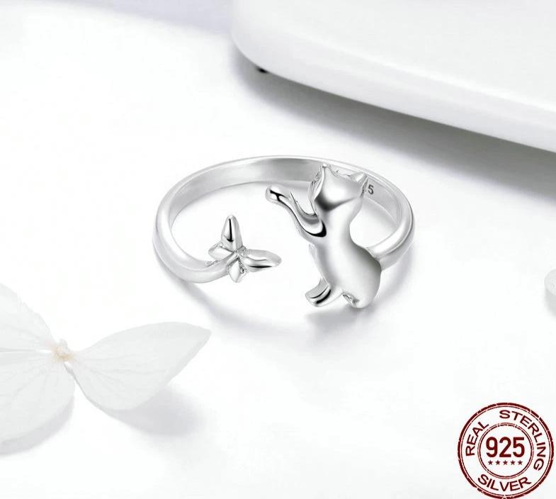 Silver Playful Cat Ring